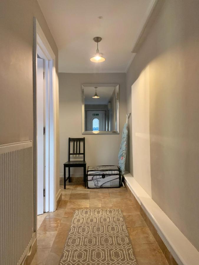 Central City Garden Apartment 카디프 외부 사진